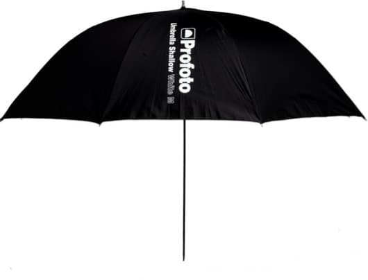 Paraguas Profoto Shallow en set de fotografía