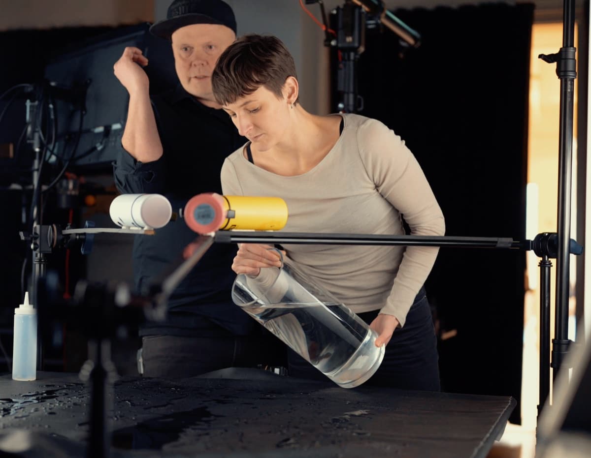 Setup de iluminación para fotografía splash con flash Profoto